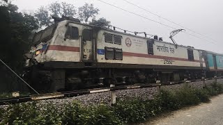 Indian Railway Wap7 Powerful Injan