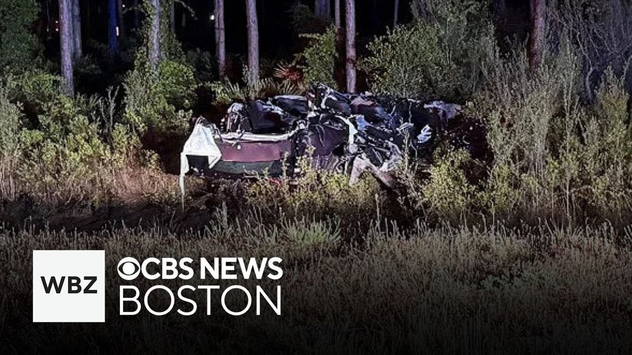 2 Massachusetts high school students killed in Florida crash - YouTube