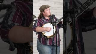 The Wandering Hours | The Mountain Laurel | Gold Tone Session