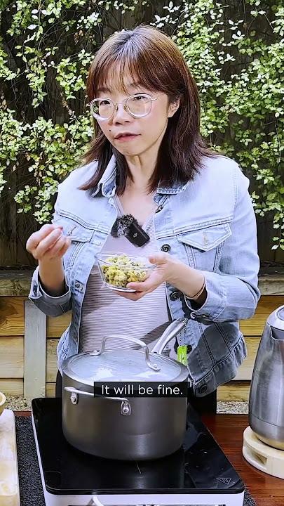 Monk Fruit (Luo Han Guo) Chrysanthemum Herbal Tea for cough, sore throat & stress on hot days 罗汉果菊花茶