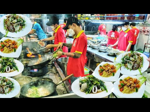 Video Quán cơm chiên gà xối mỡ Phát Ký gốc Hoa cả trăm món... - youtube