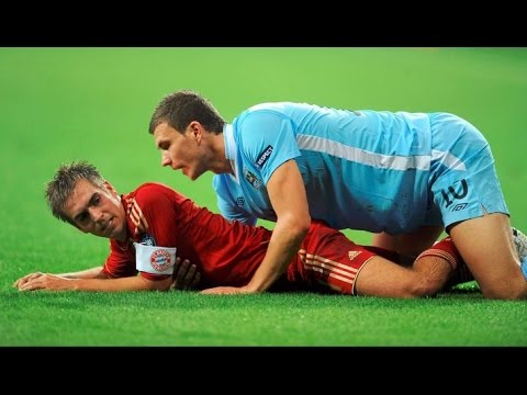 funny-football-moments-2015---soccer-fails-funny-moments---football-fails-compilation-2015-#8