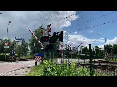 Spoorwegovergang Brummen