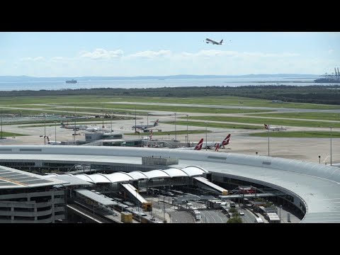 Brisbane Airport experiencing record crowds