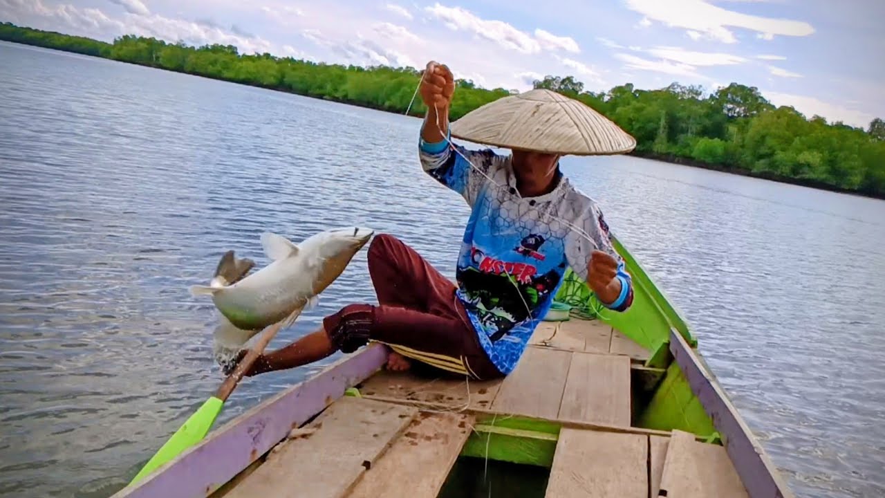 Panen ikan besar sebanyak ini sangat menguras energi.