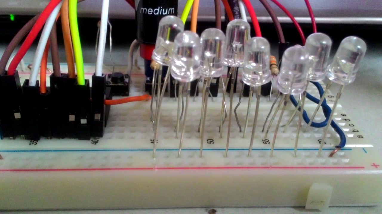 Pic assembly Rotate left and Right a LED (RLF RRF) when press the ...