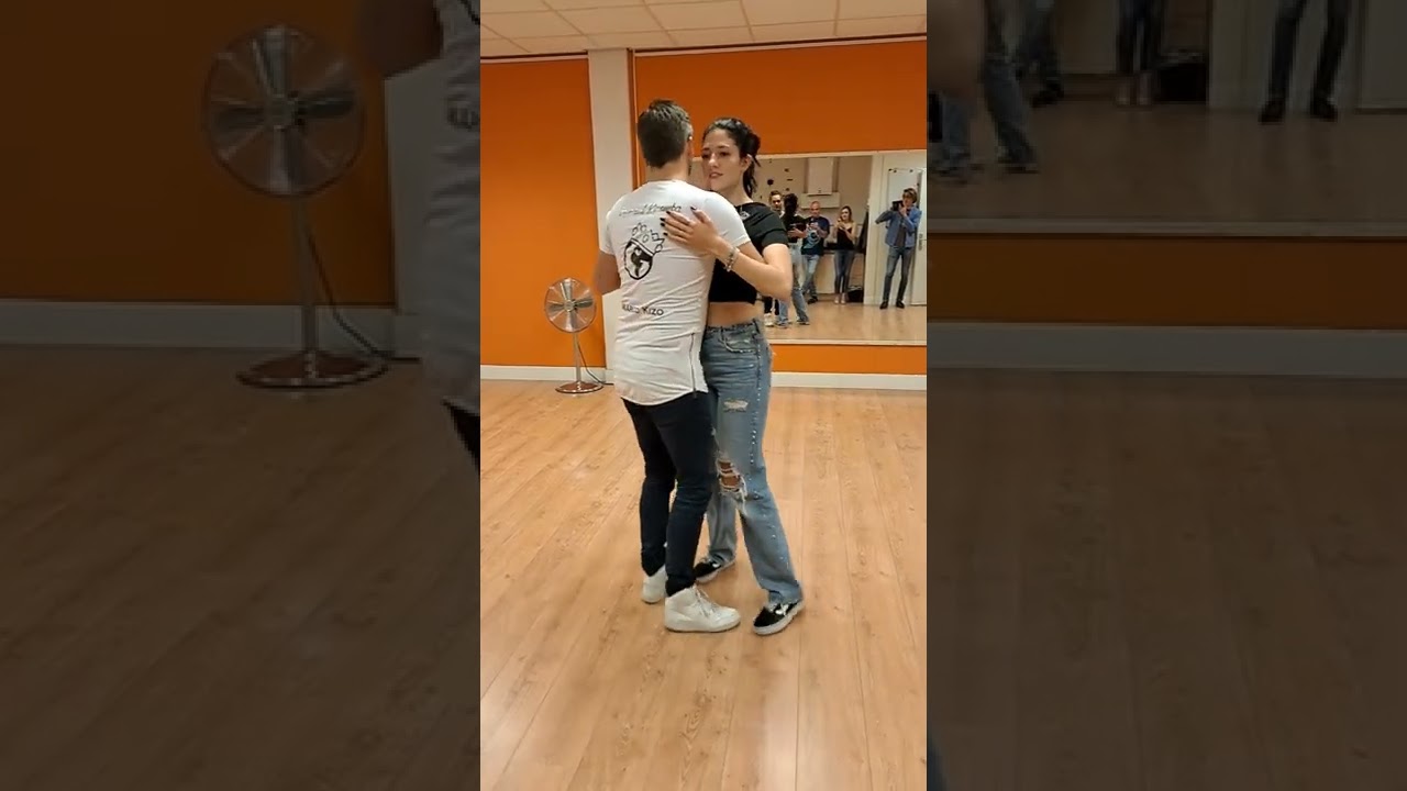 Proefles Kizomba bij Marco met als special guest Anna! (3/4)