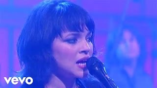 Video thumbnail of "Norah Jones - Happy Pills (Live on Letterman)"
