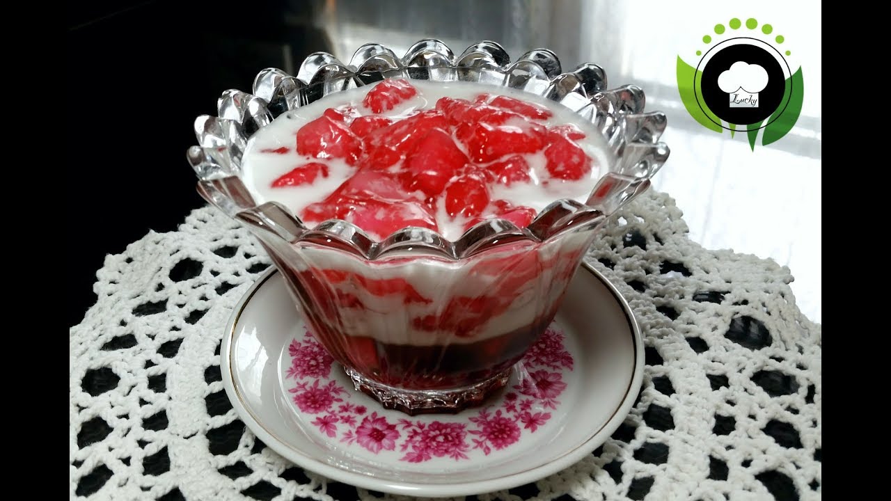 Thai Dessert Water Chestnuts in Coconut Milk(Tub Tim Grob) ทับทิมกรอบ