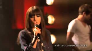 Carly Rae Jepsen - This Kiss (Live) chords