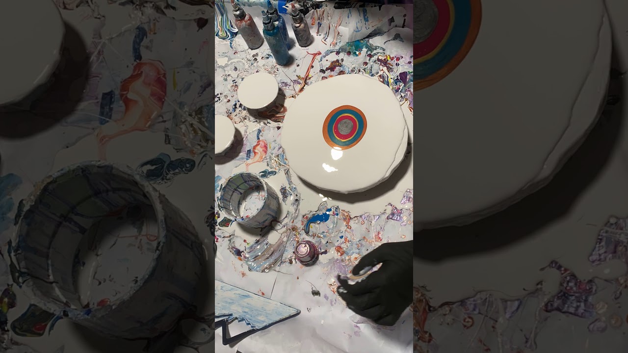 Fluid art bloom process video