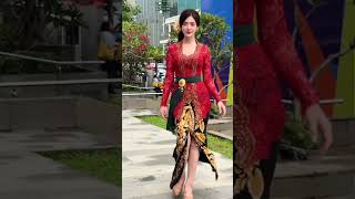 Download Lagu Bagian 15 | darasarasvati in public reaction 👀 #fashion #darasarasvati #jakarta #2025 #viralvideo MP3