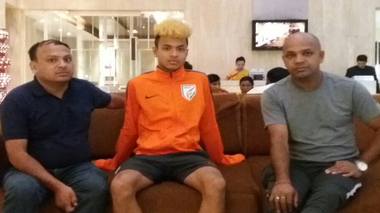 Revealed: What are Komal Thatal's possibilities to join Manchester United?