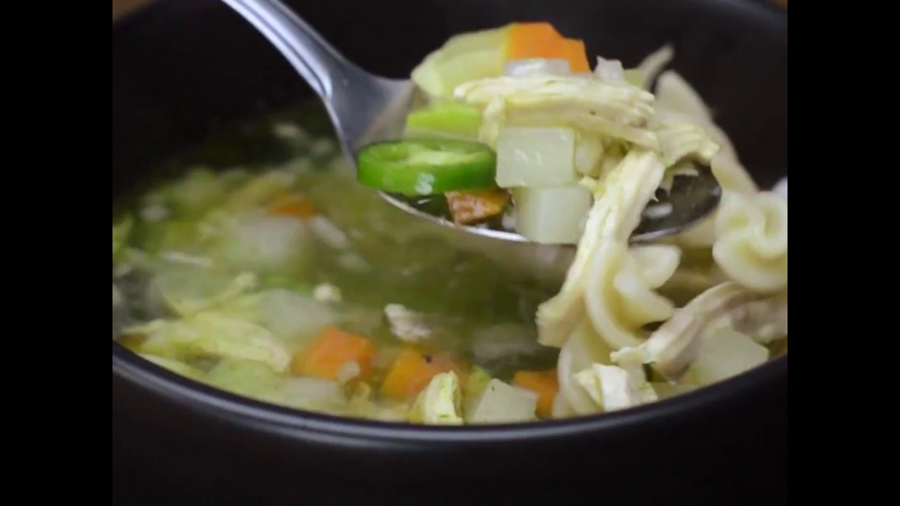 Recetario Pilgrim's Caldo de pollo verde. YouTube