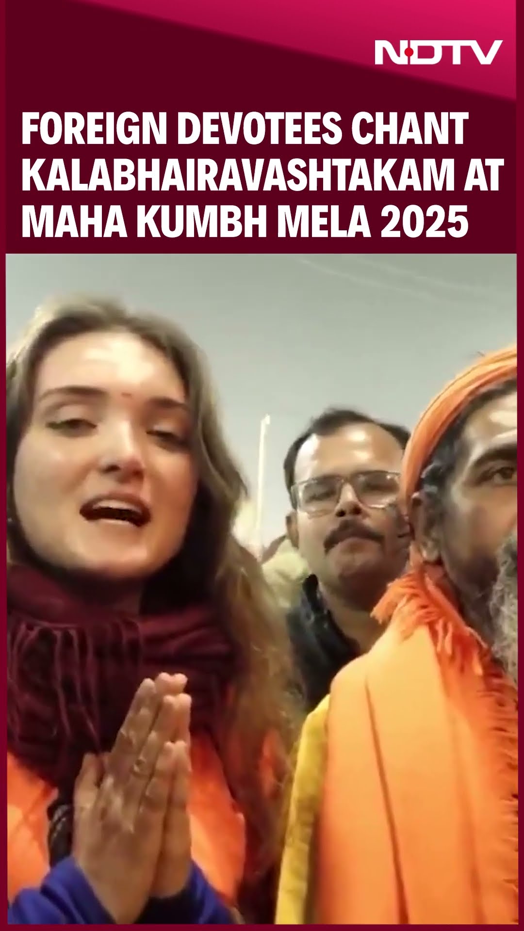 Maha Kumbh Mela 2025 | Foreign Devotees Chant Kalabhairavashtakam At Maha Kumbh Mela 2025