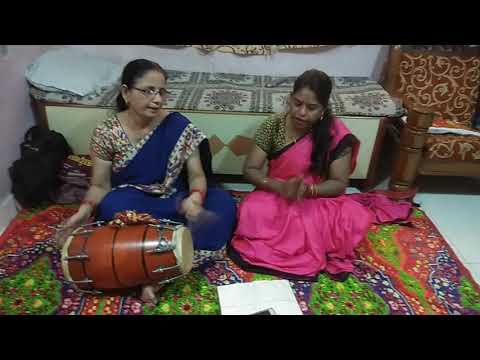 Latest 2019 Mata Bhajan Hindi Lyrics , navratri mata bhajan lyrics किसने सजायी चुनरी मां शेरावाली की माँ शेरावाली की