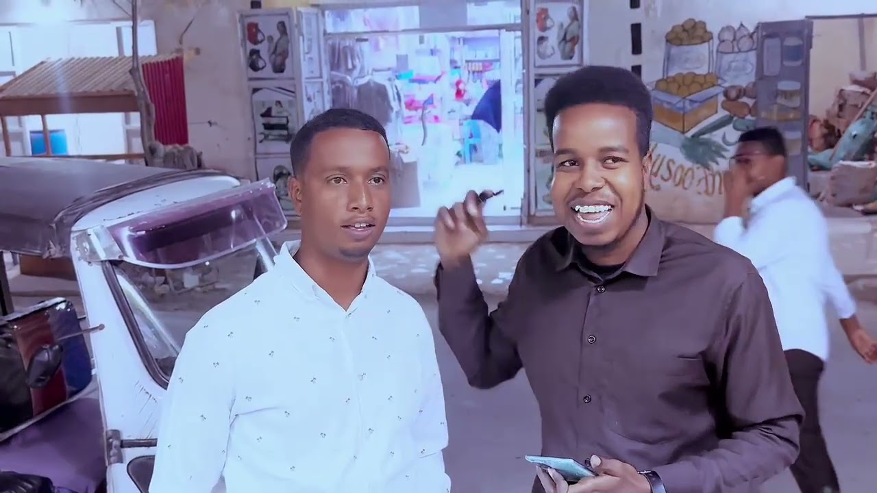 Qardho iyo Kaamirada weerta Aragtida Dadweynaha