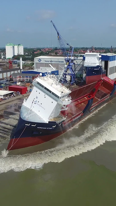 Ship Launch Reversed: Vessel jumping out of the Water 🌊🚢