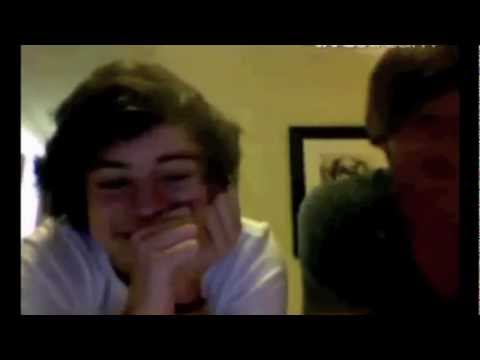 harry on sims on X: Harry Styles and Louis Tomlinson playing