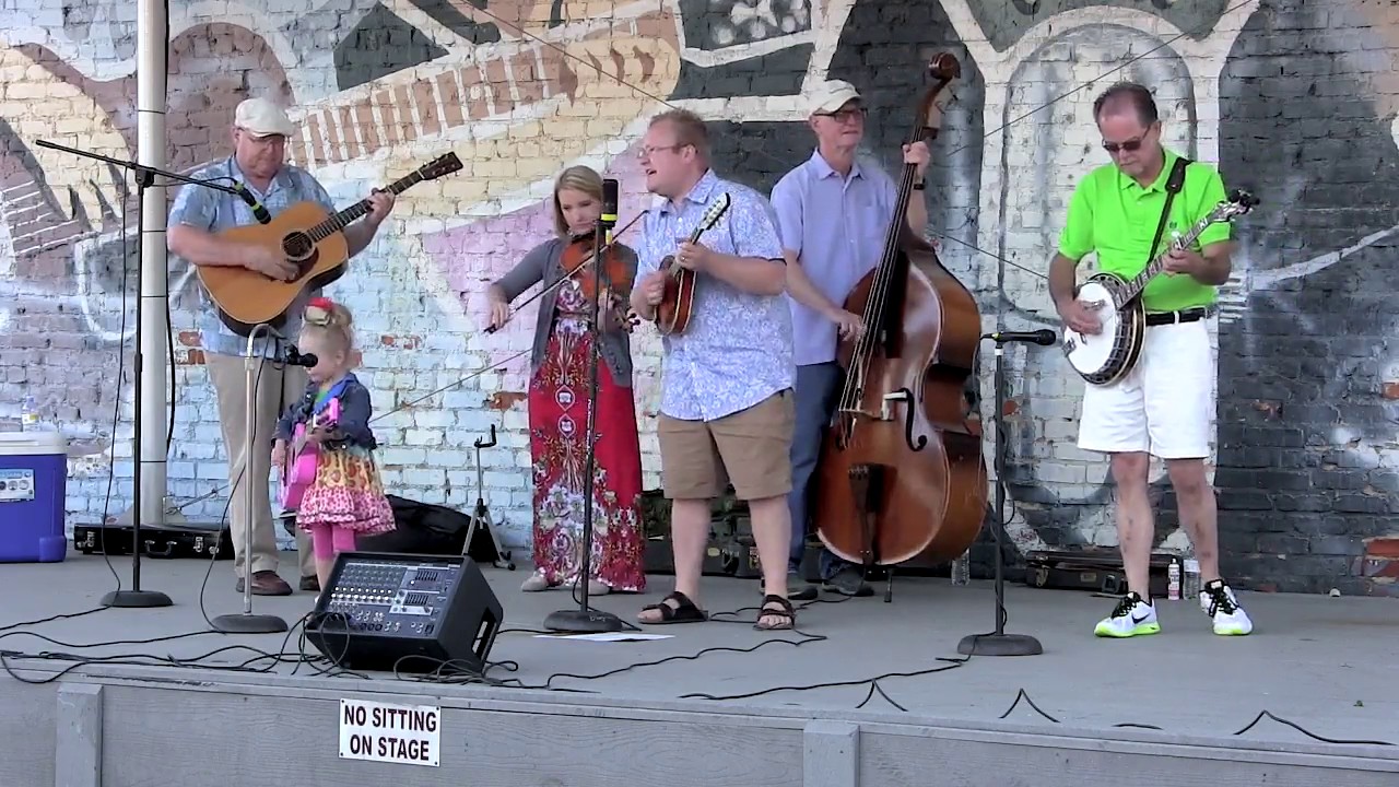 Rocky Top- Mabry & Cedar Valley at Bristol's Full Moon Jam, Bluegrass Tuesdays