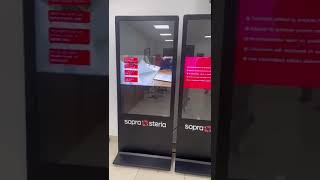 55' Digital Standee with Samsung  QM55C 500nits 24*7 Sinage Professional Display