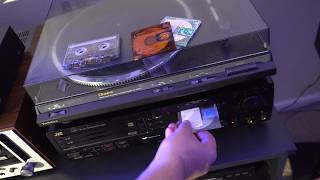 JVC Mini Disc Recorder and CD Player XU-301 (1998)