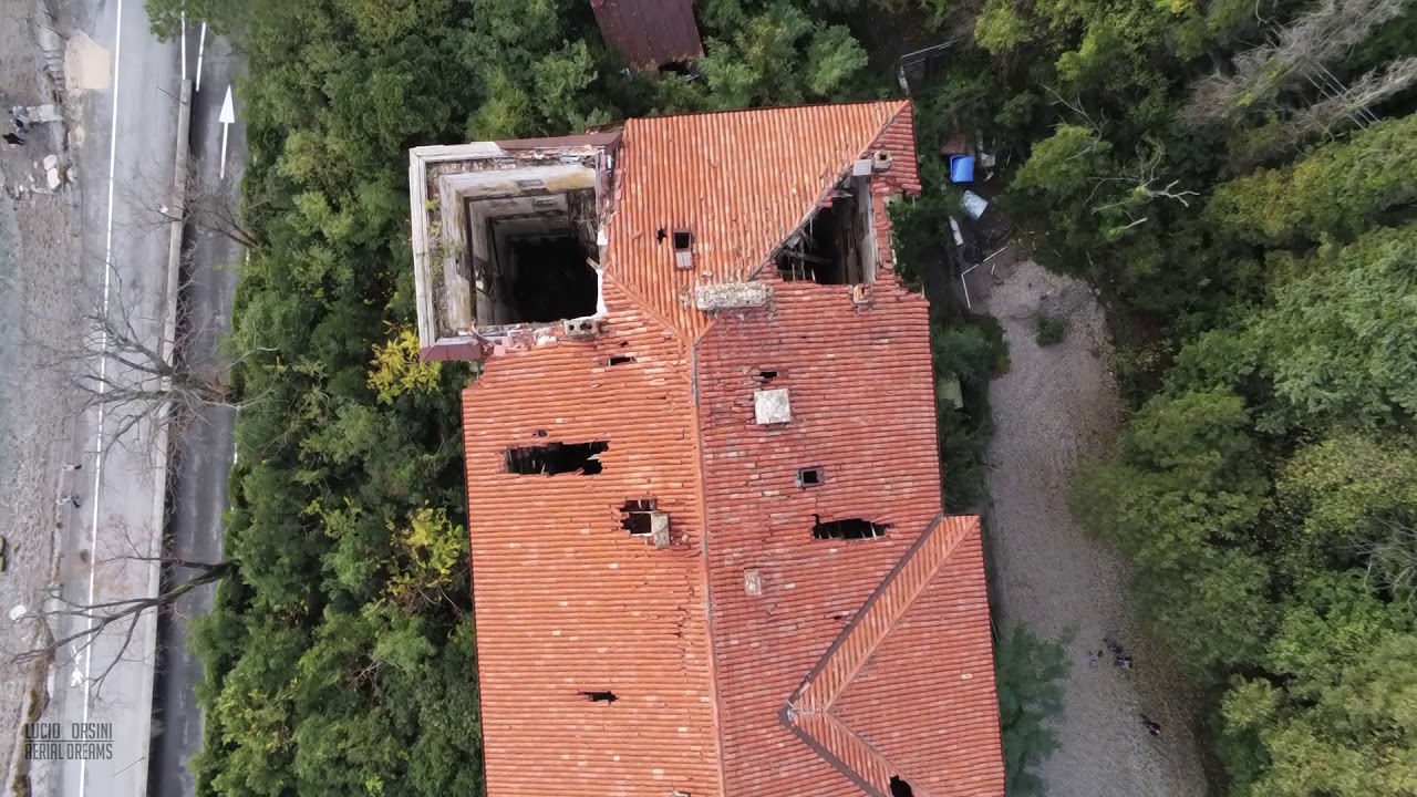 Wreked world   Hotel Belvedere