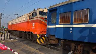 554次莒光號與3231次區間車通過斗南鎮茄苳腳平交道