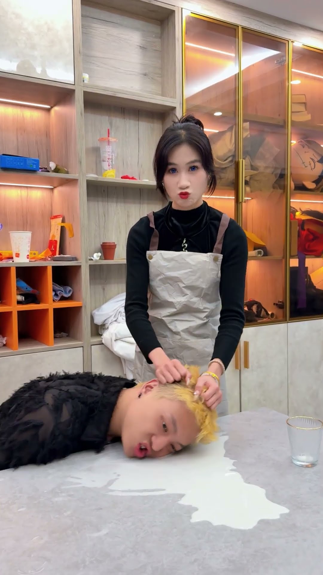 不小心倒翻牛奶#short #cute #funny