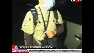 Download lagu TvOne 0702 KPK Geledah Lima Lokasi