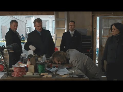 الشرطة بتدور علي قــا تل بيستخدم التفجـ ـير عشان يخلص علي ضحـ اياه والمحقق بيوصله بطريقة ذكية