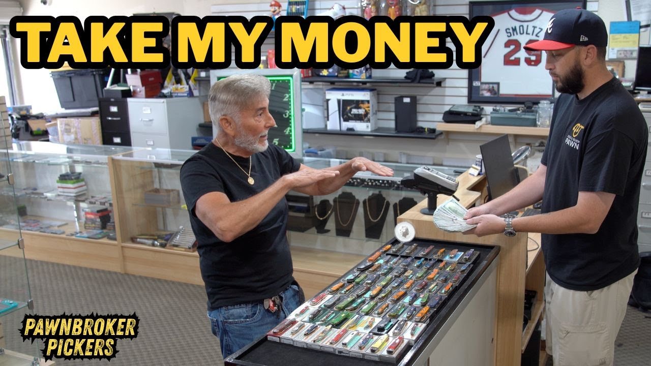 Возьми мои деньги и отдай мне все ножи из чемодана!