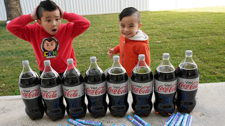 Coca Cola and Mentos Kids  Experiment Fun CKN