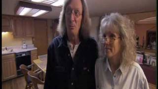 Stephen Fry meets an underground bunker family in Kansas
