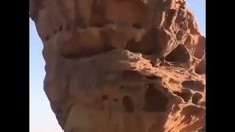 ان الذين كفروا بآيات الله لهم عذاب شديد والله عزيز ذو انتقام(صدق الله العظيم)