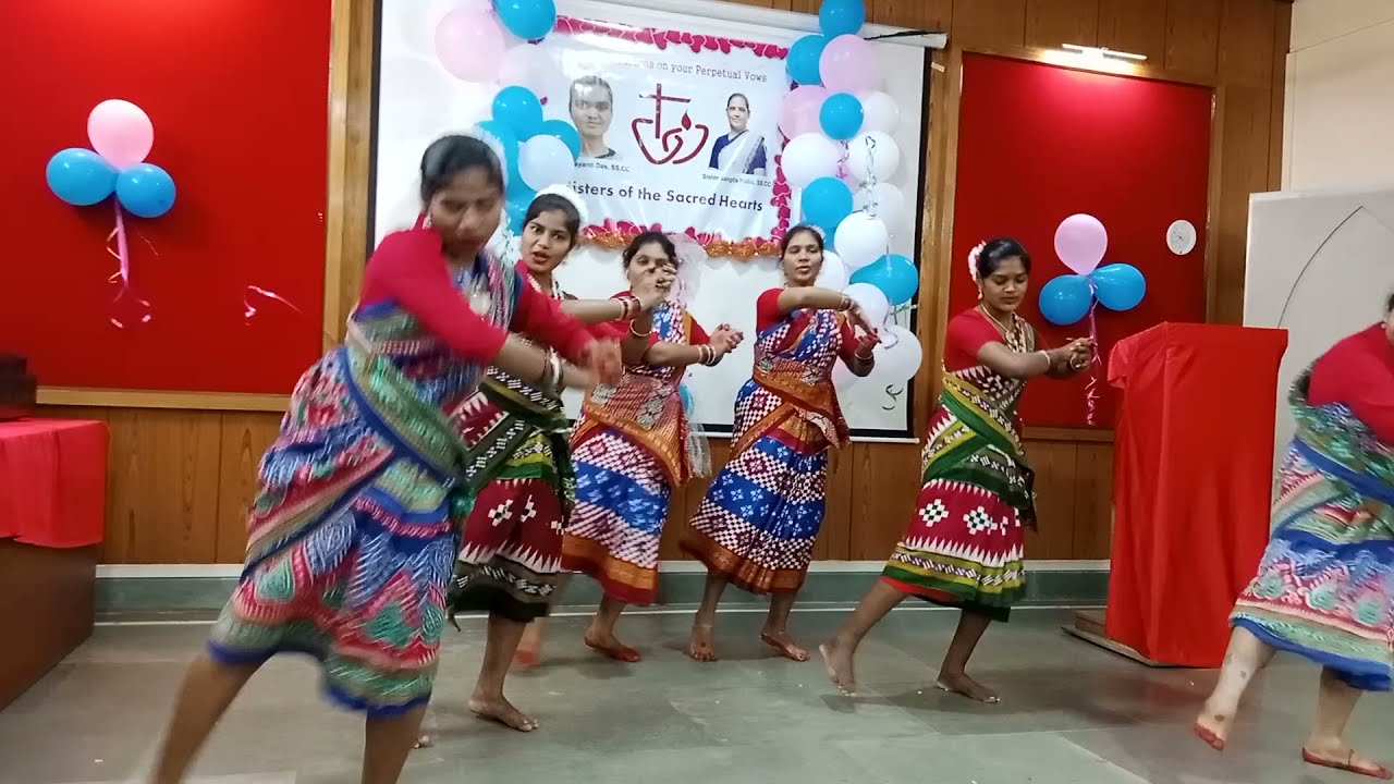 Tor Guna Ke Gauthimi Song  Dance at Isopanthi Ashram PURI 