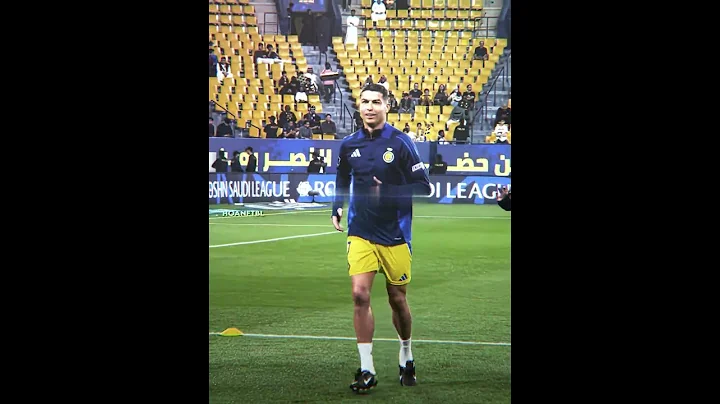 When Ronaldo Meets His Own Copy..😎