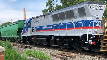 CSX Q368 Manifest Train with Metro North BL20GH Trailing