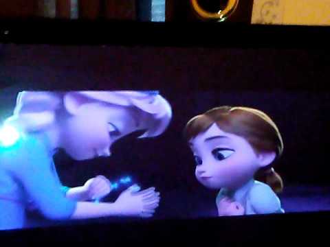 Mickey Guyton Do u want to build a Snowman❄⛄