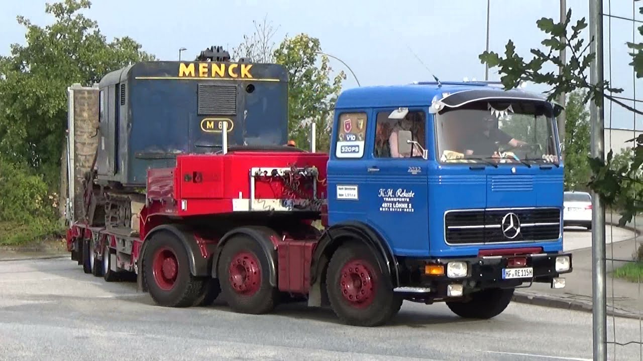 Hamburg 2020:Baustelle beim Historischen Containerumschlag mit Mercedes LPS2032, Büssing, Menck usw.