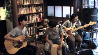 銀巴士/1 魔鬼在跳舞+Keep Myself From Falling+Starlight (賣捌所 2011.06.11.)