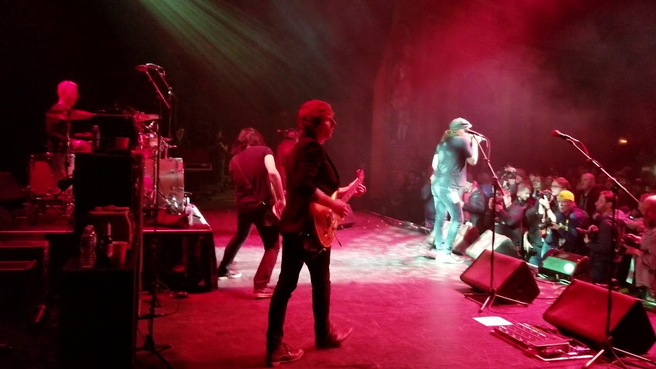 Παρακολούθηση Candlebox - Blossom; The Fillmore; Detroit, MI; 2-16-2019 στο YouTube Παρακολούθηση Candlebox - Blossom; The Fillmore; Detroit, MI; 2-16-2019 στο YouTube