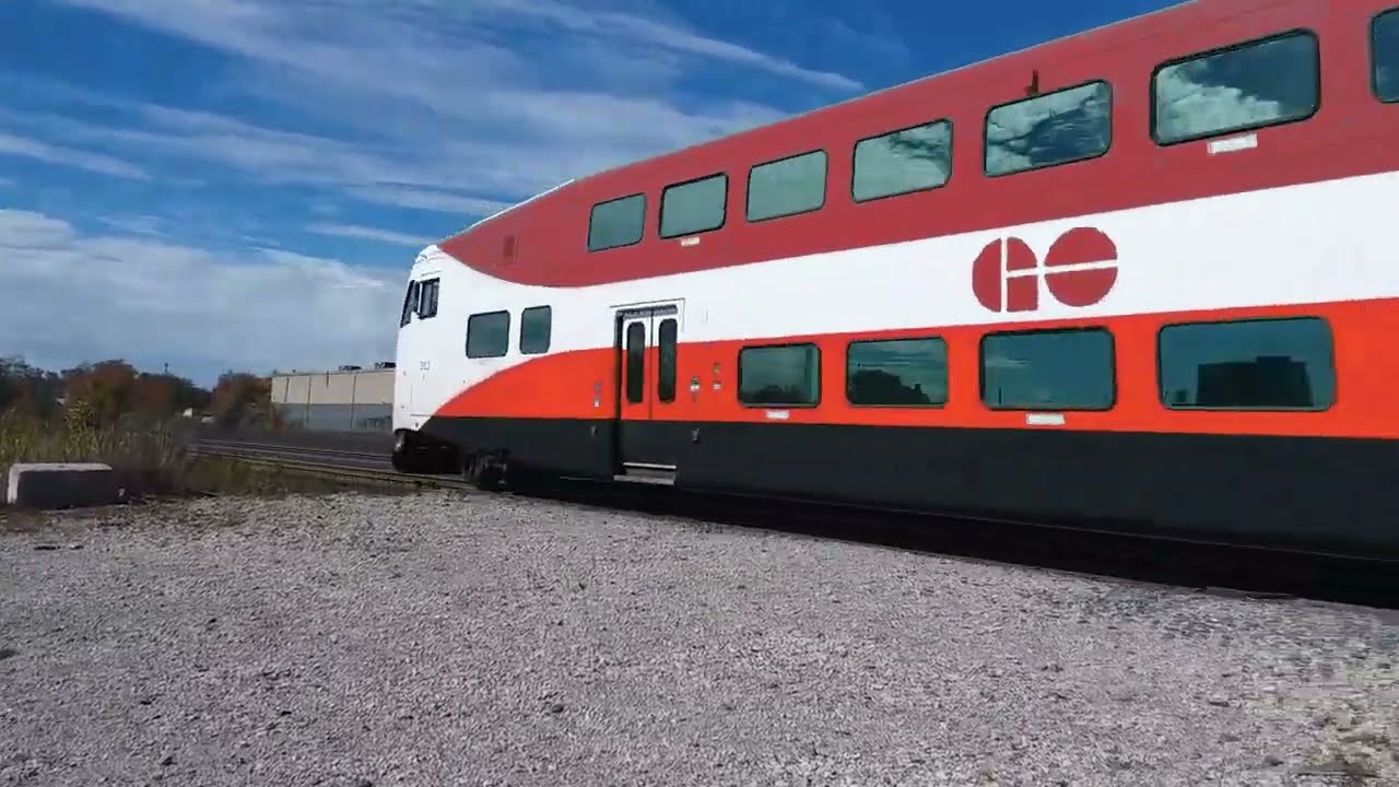 The GO Train but its Different Colors