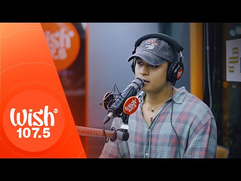 Jarlo Bâse performs "Malumanay" LIVE on Wish 107.5 Bus