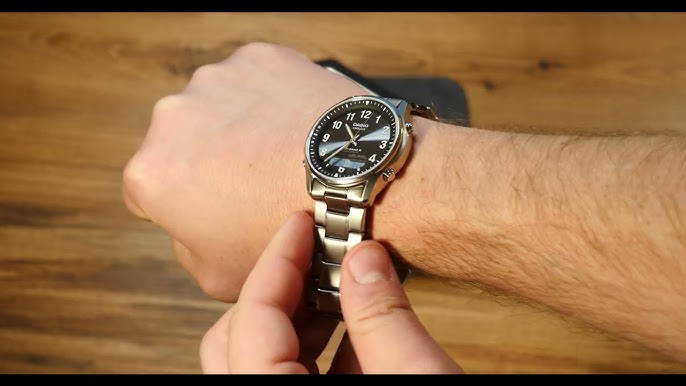 Casio Solar Funkuhr LCW-M170DB-1AER | Clock Watch - YouTube