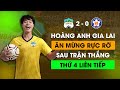 Sau trận HAGL đánh bại SHB Đà Nẵng: Xuân Trường, thầy Park xuống chia vui với Văn Toàn, Công Phượng