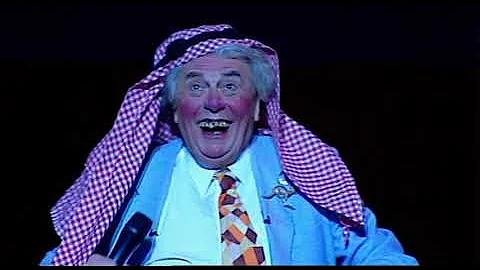 Dame Edna: Back to My Roots
