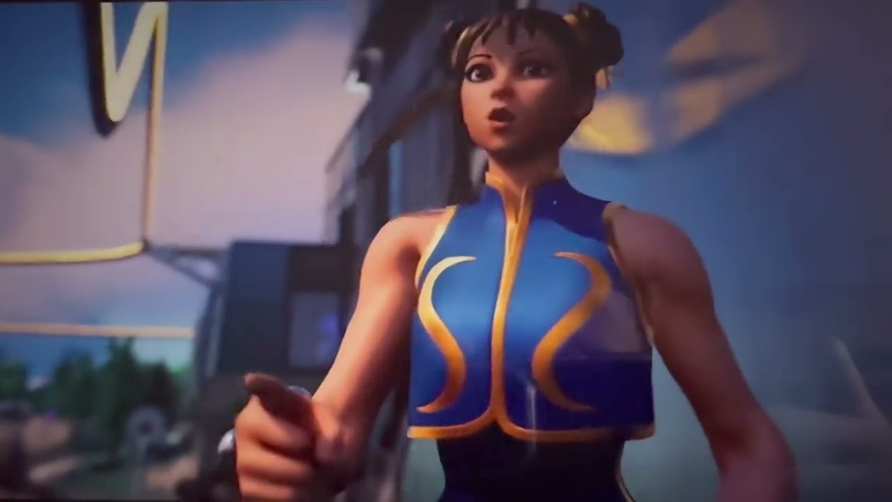 Fish stick falls in love with Chun-Li ￼