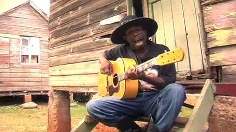 Brushy One String | Boom Bam Deng (Official Video)