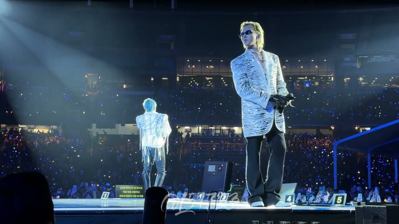 Watch BIGBANG - Blue & Loser fancam at XX: COSMOS Tour Oakland D1 09-04-26 on YouTube Watch BIGBANG - Blue & Loser fancam at XX: COSMOS Tour Oakland D1 09-04-26 on YouTube